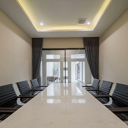 The Valen Resort Bangkok Bagian luar foto